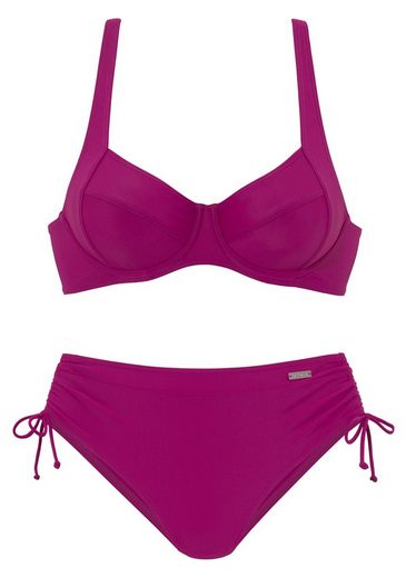 LASCANA Bügel-Bikini mit seitlich geraffter Bikinihose mehr