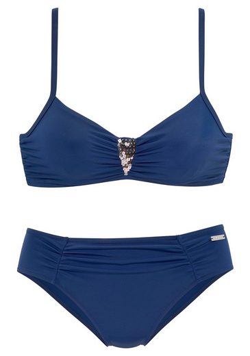 LASCANA Bügel-Bikini mit Pailletten-Verzierung mehr