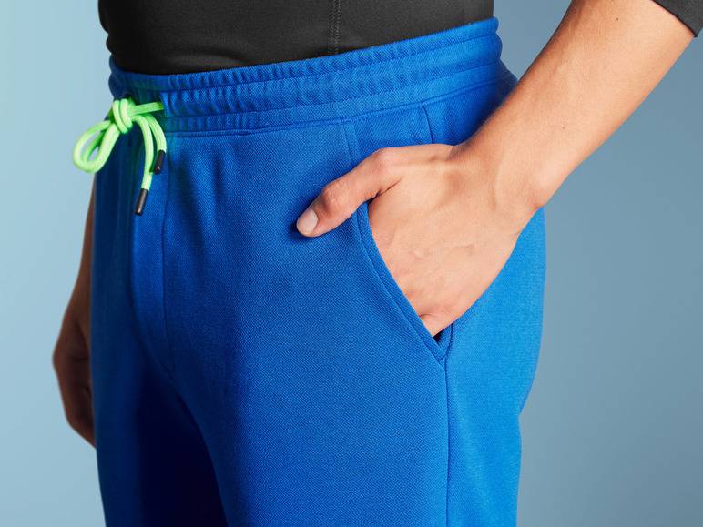 CRIVIT Herren Sweatshorts mit HeiQ Mint Technologie Begrenztes Angebot