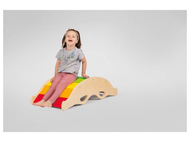 Playtive Holz Balancewippe, in Regenbogenfarben 2025