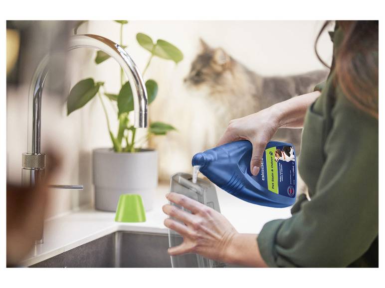 Bissell Fleckenreinigungsmittel »Pet Stain and Odour« gegen Verschmutzungen Cyber Monday