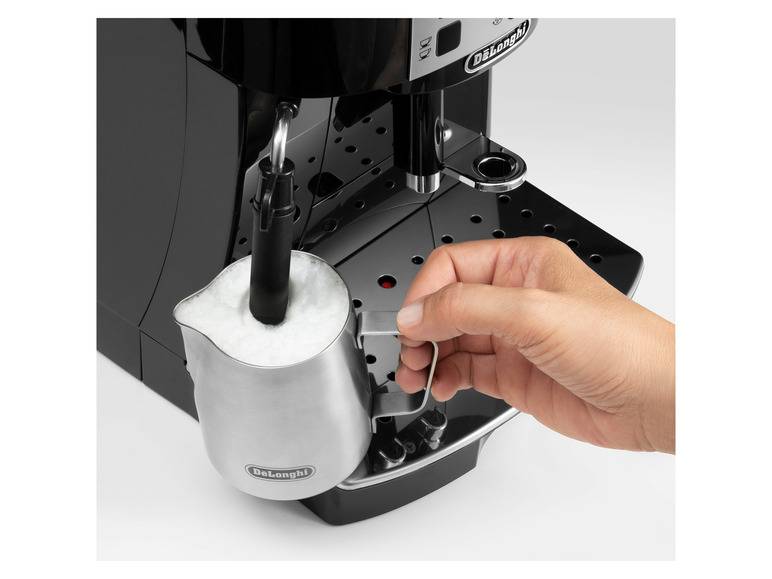 Delonghi Magnifica S »ECAM250.23.SB« Kaffeevollautomat silber-schwarz Lagerräumung