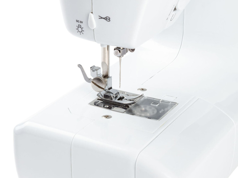 Ufesa Nähmaschine »SW3003 Performance«, mit LCD-Display Zeitlich begrenztes Angebot