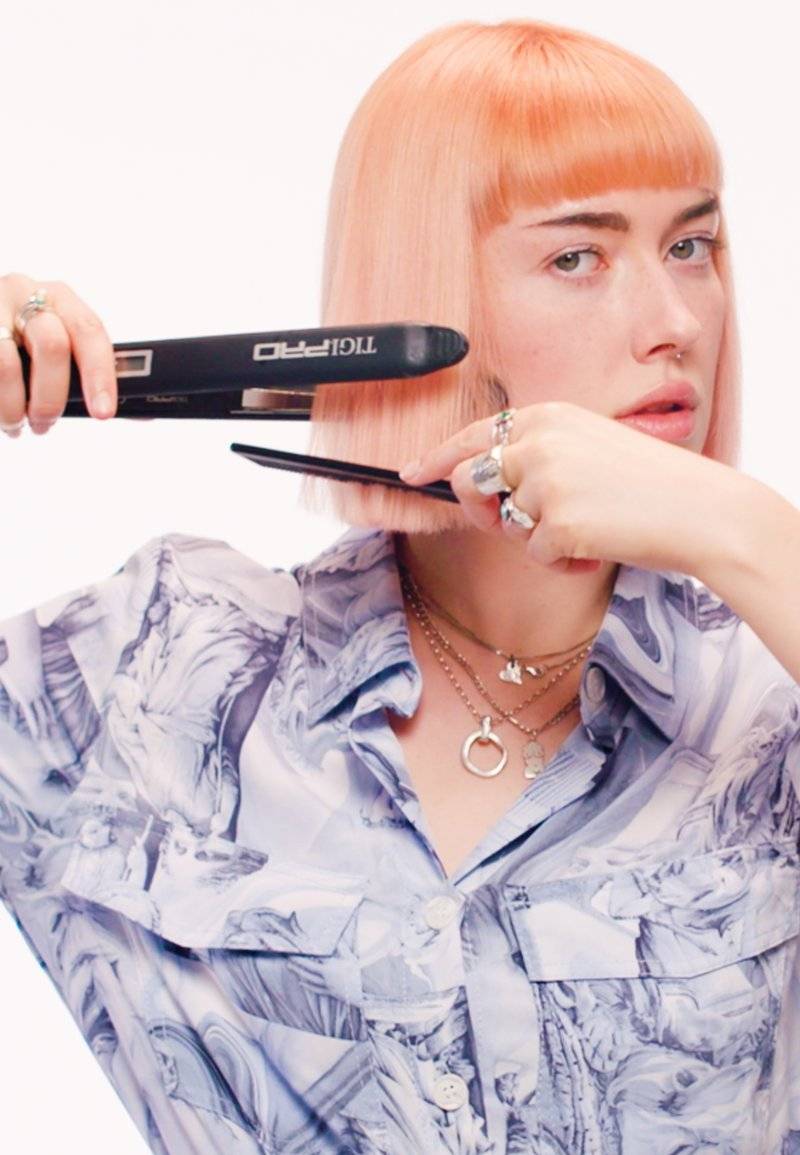 Tigi Tigi BED HEAD STRAIGHTEN OUT - Hair styling Vatertagsangebot