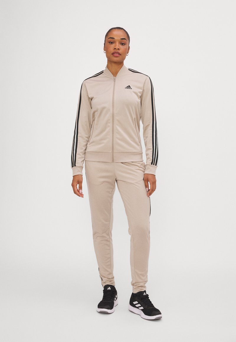 adidas Sportswear adidas Sportswear ESSENTIALS 3-STRIPES - Tracksuit Neueste Mode