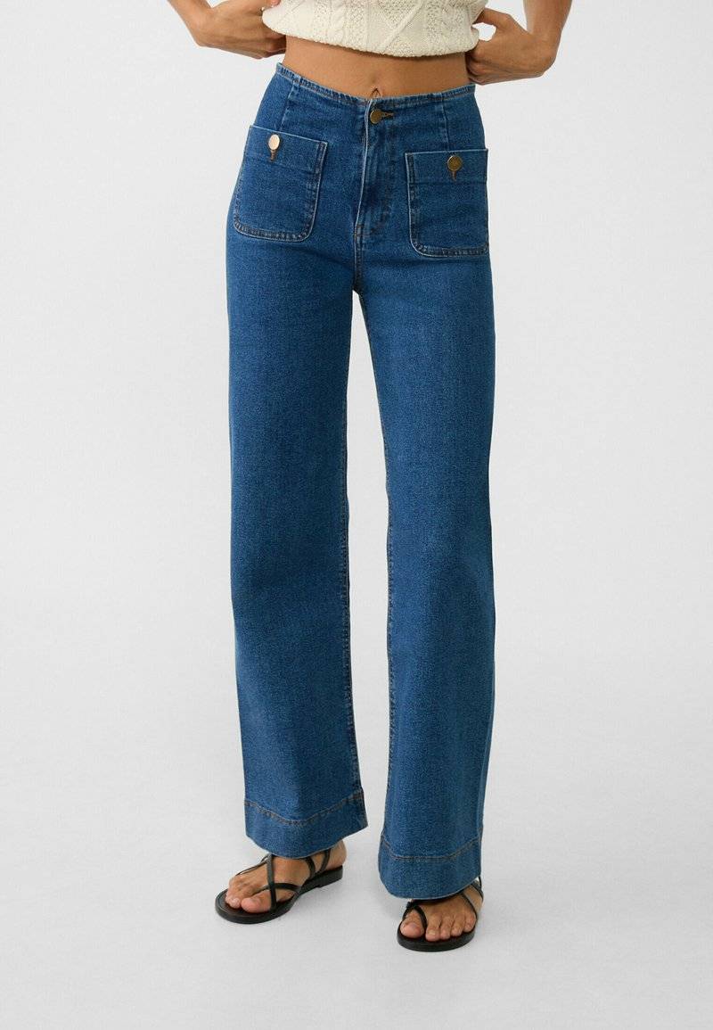 Stradivarius Stradivarius MINIMALIST WITH POCKETS - Flared Jeans - royal blue Black Friday Preise