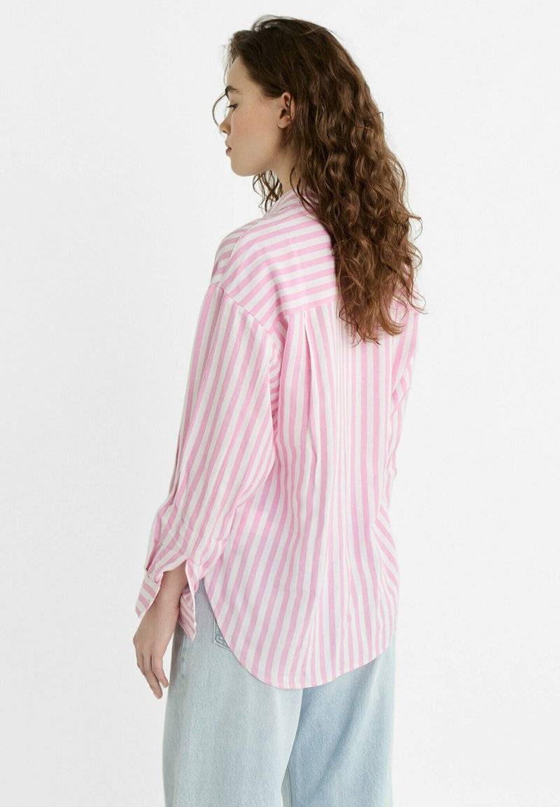 Stradivarius Stradivarius STRIPED - Button-down blouse - light pink 50% Rabatt für begrenzte Zeit
