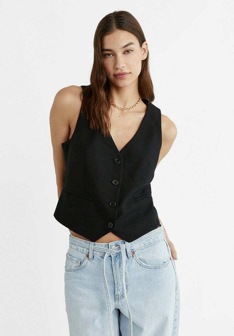 Stradivarius Stradivarius SHORT BUTTONED - Waistcoat - black