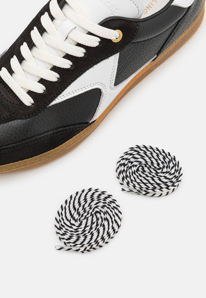 Filling Pieces Filling Pieces SPRINTER DICE UNISEX - Trainers - black Sonderangebot