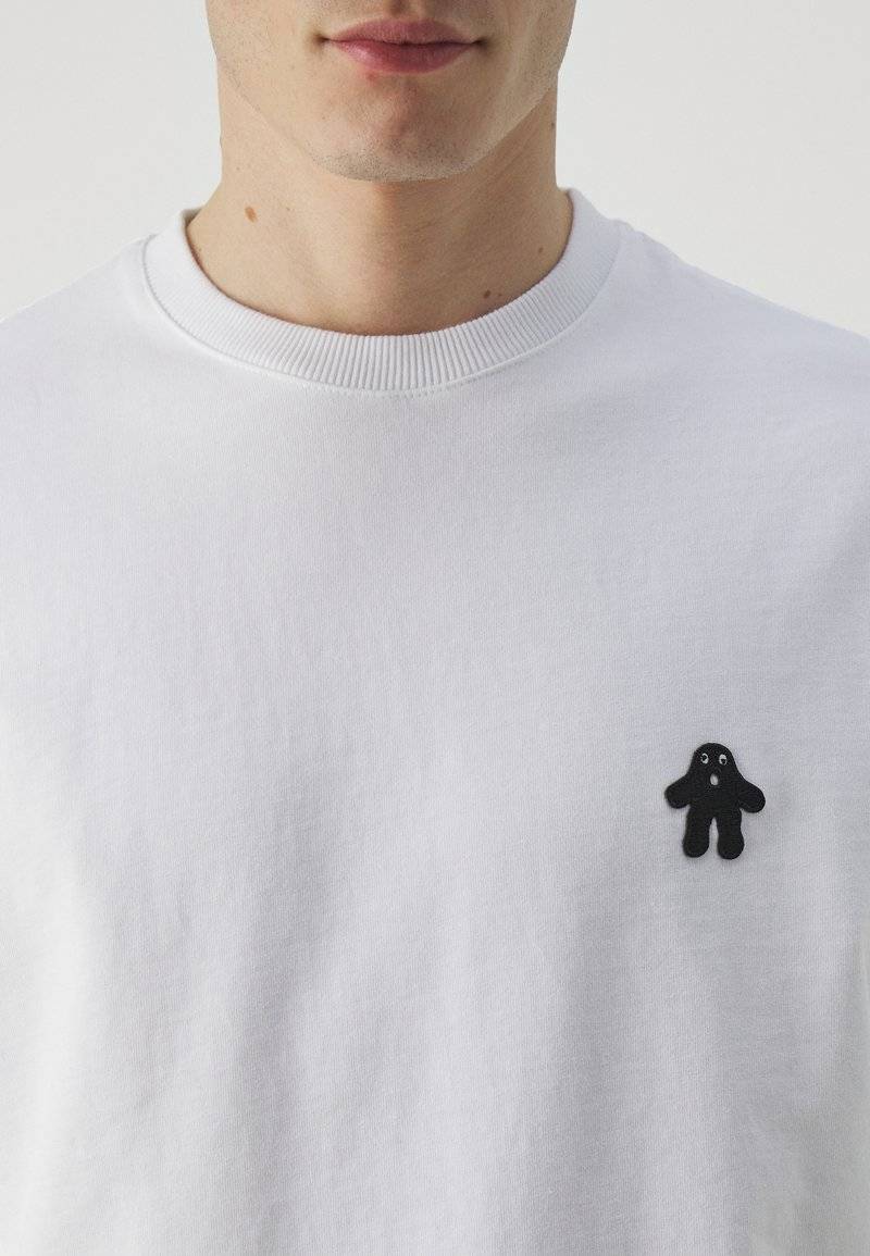 AVAVAV AVAVAV OLD LADY UNISEX - Basic T-shirt - blanc Osterangebot