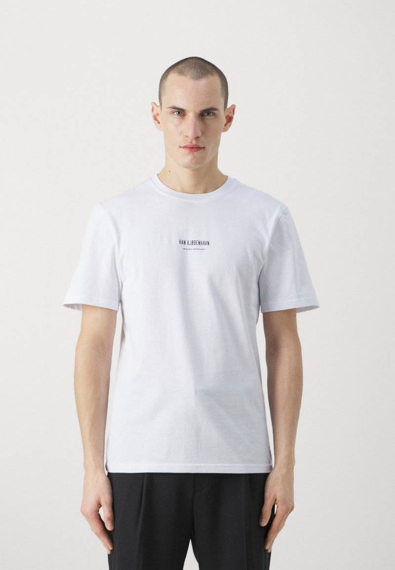 Han Kjøbenhavn Han Kjøbenhavn SHADOWS MOON REGULAR TEE UNISEX - Print T-shirt - white Muttertagsangebot