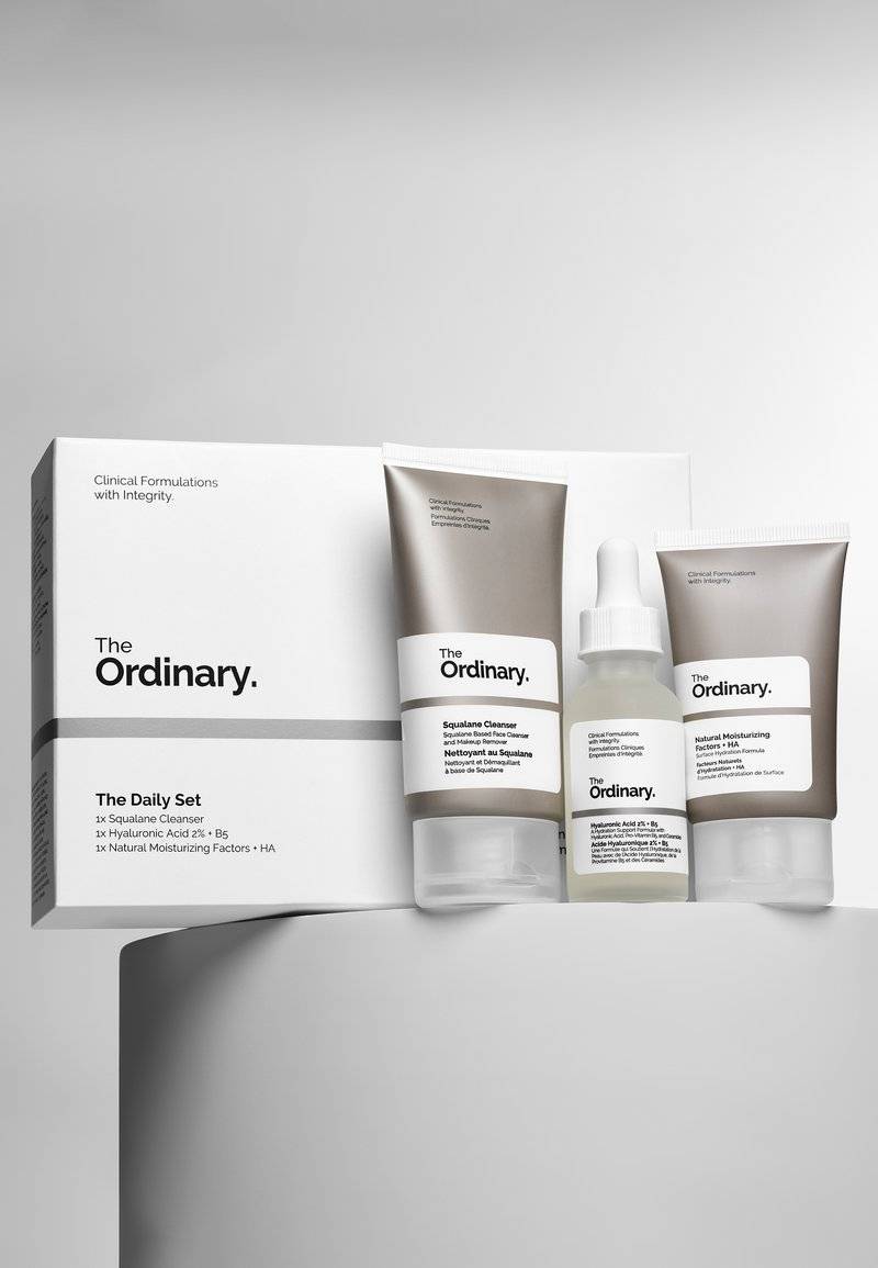 The Ordinary The Ordinary THE DAILY SET - Skincare set Zeitbegrenzte Promotion