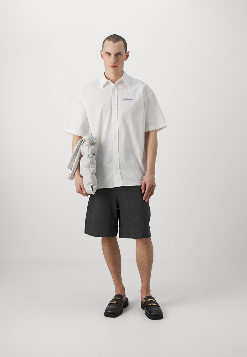 Les Benjamins Les Benjamins SHORT SLEEVE UNISEX - Button-down blouse - white Tiefpreis