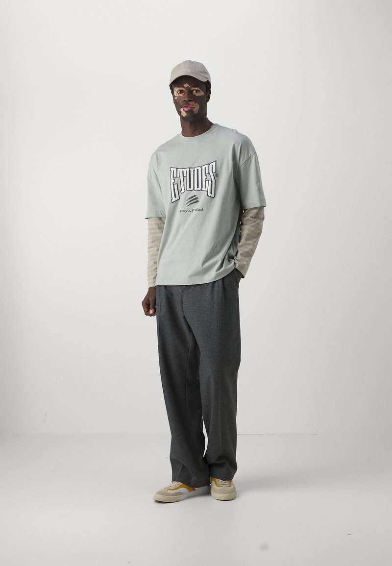 Études Études GOUDRON BOXING PIGEON UNISEX - Long sleeved top - grey Letzte 2 Tage