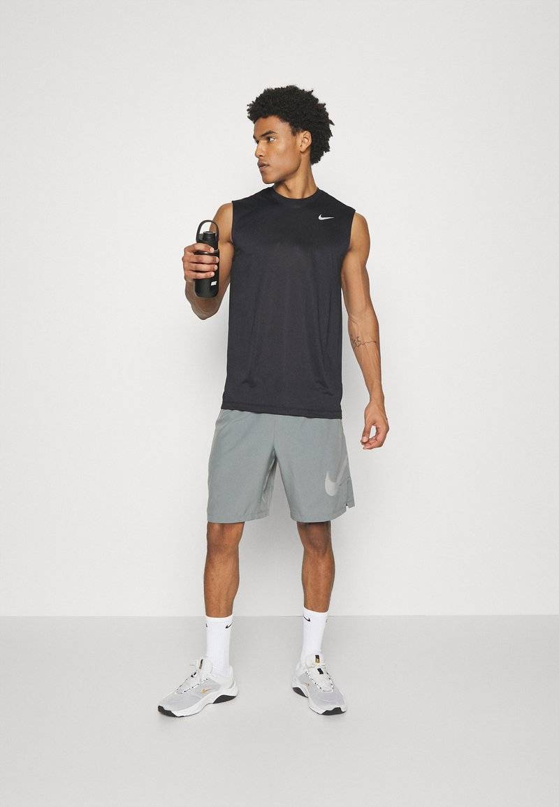 Nike Performance Nike Performance TEE RESET - Top Vierteljährliche Förderung