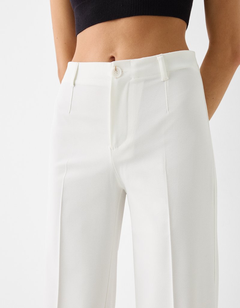 Bershka Bershka WIDE TAILORED - Trousers - white Kostenloser Versand international