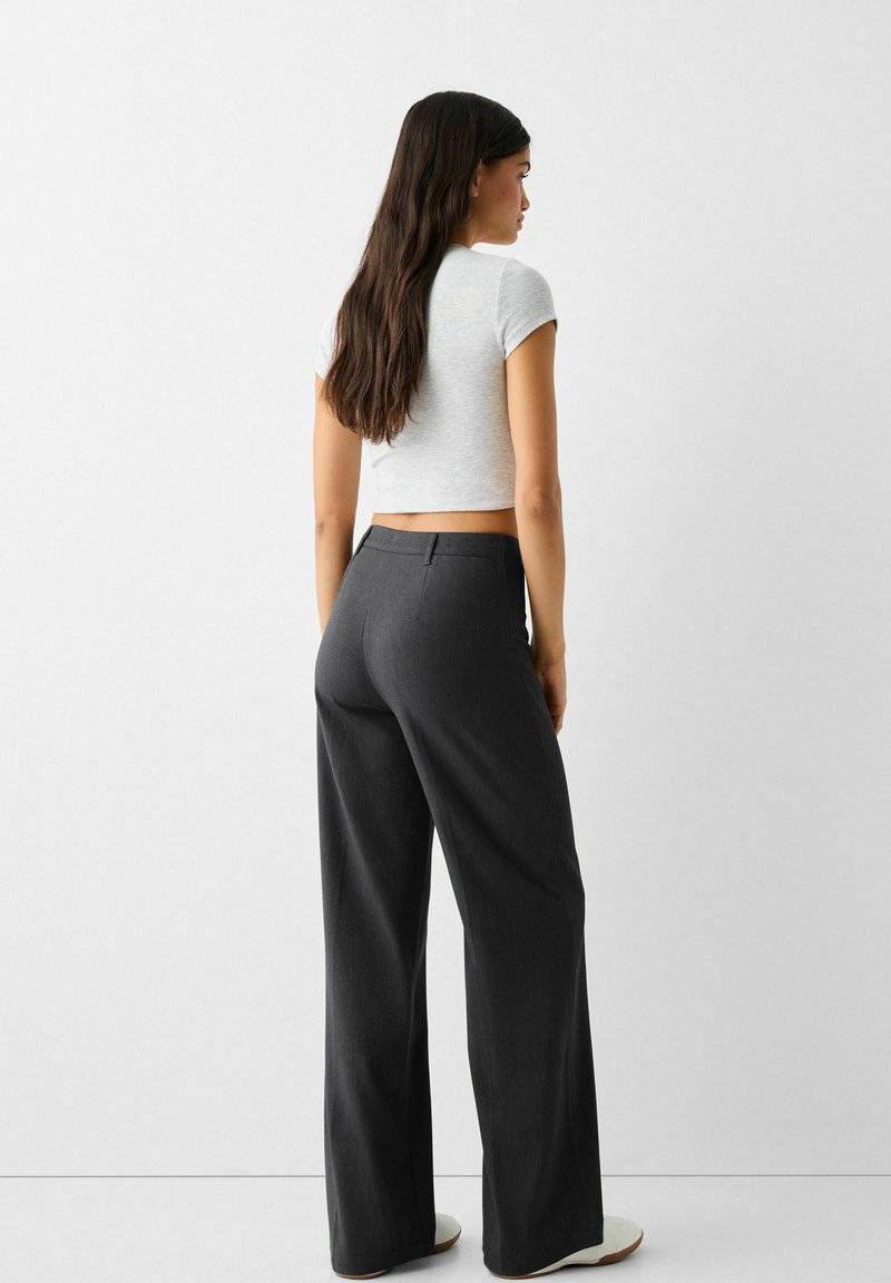Bershka Bershka WIDE TAILORED - Trousers - mottled dark grey Verkauf