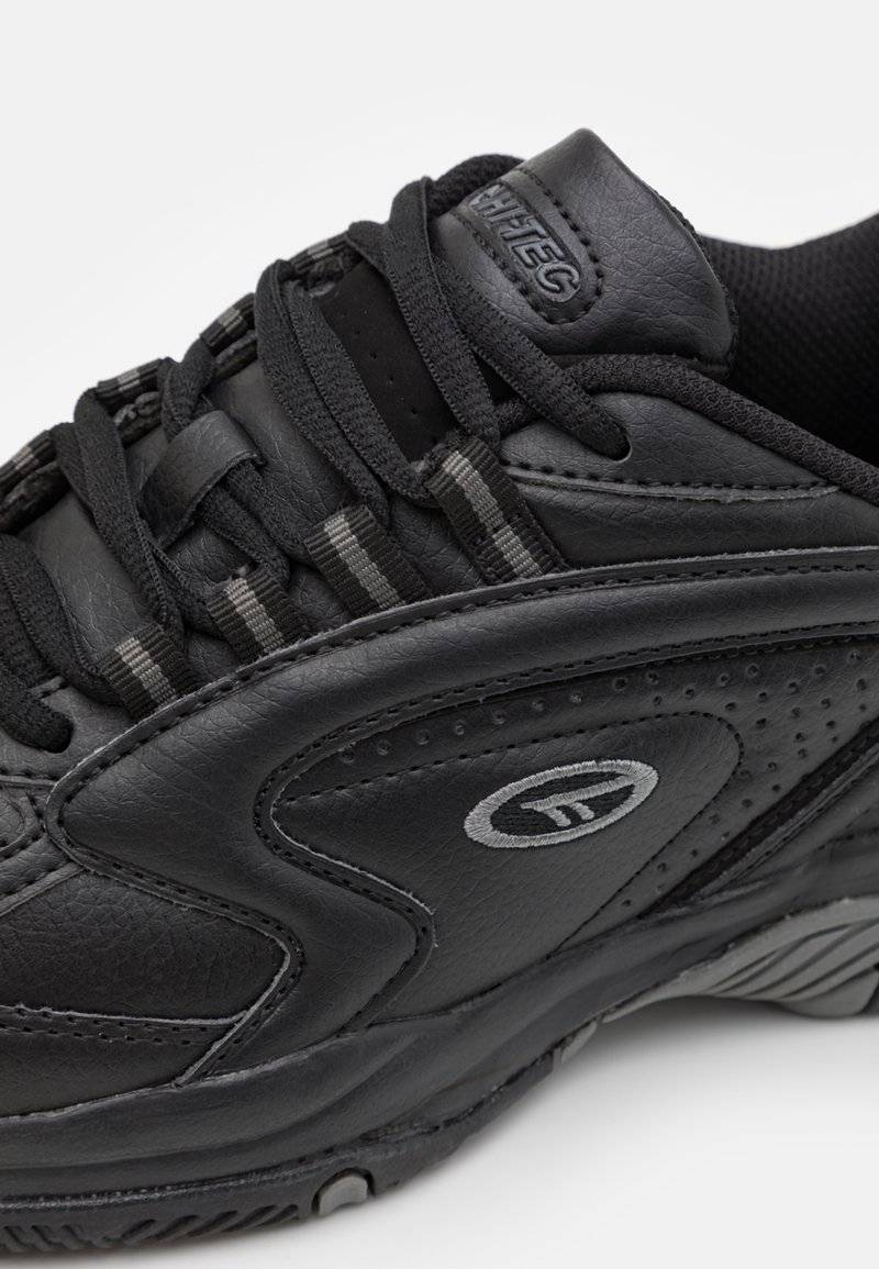 HI-TEC HI-TEC BLAST LITE - Walking trainers - black Exklusivangebot