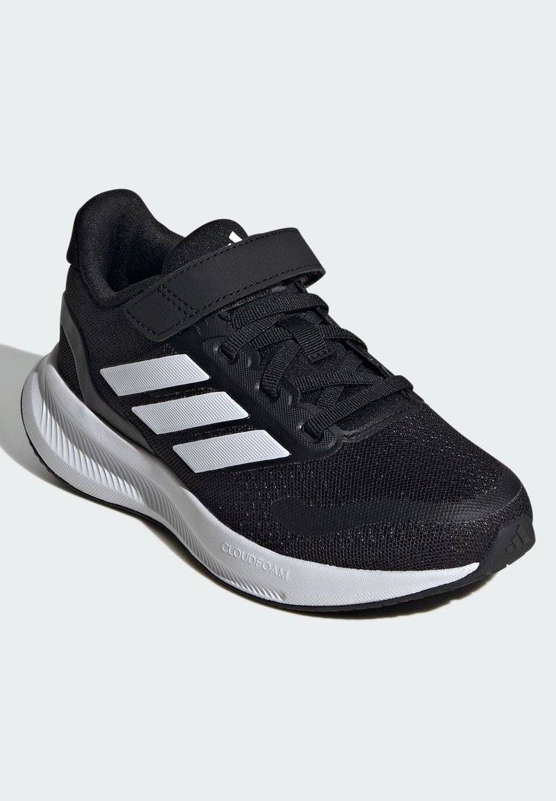 adidas Performance adidas Performance RUNFALCON 5 UNISEX - Neutral running shoes - core black cloud white cloud white Sonderangebot der Fabrik