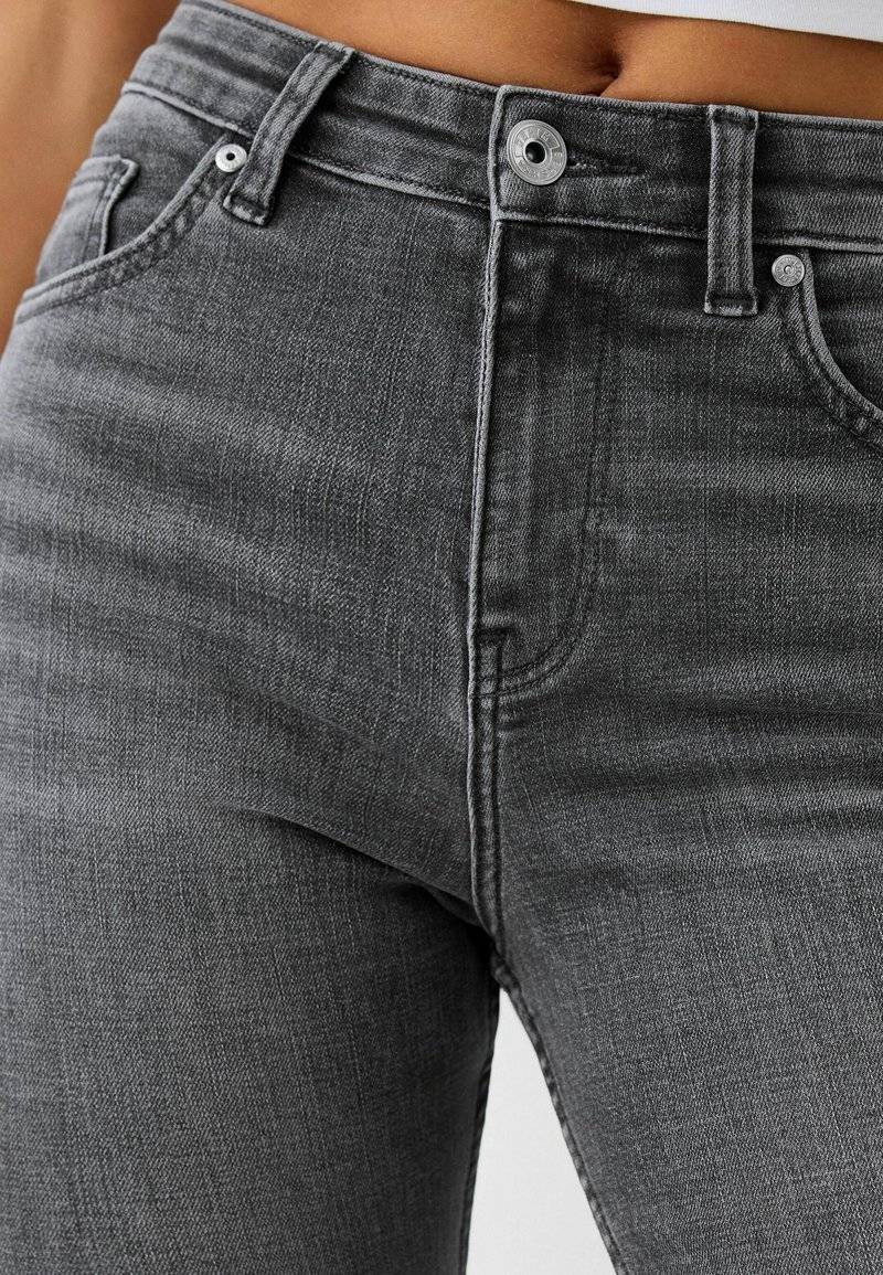Bershka Bershka SUPER - Jeans Skinny Fit - mottled dark grey Auslauf