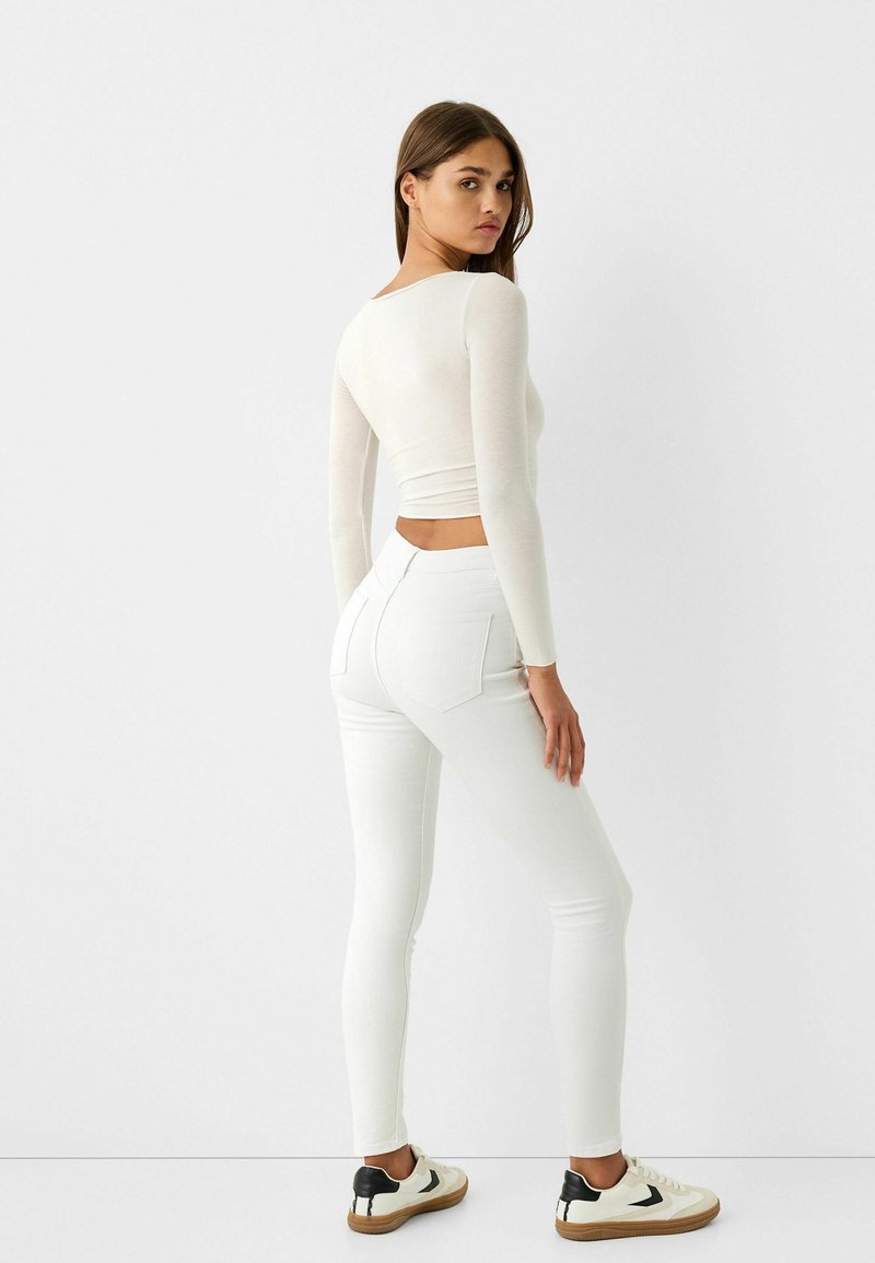 Bershka Bershka SUPER - Jeans Skinny Fit - white im Angebot