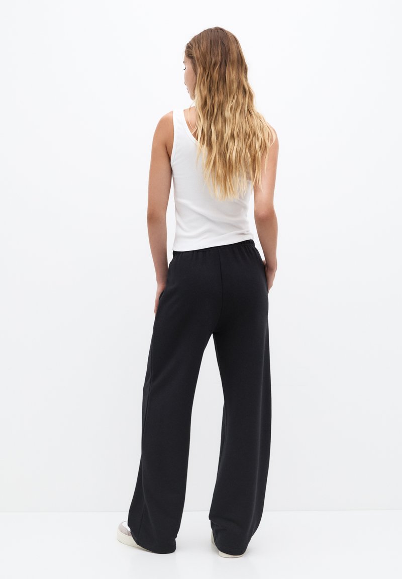 PULL&BEAR PULL&BEAR WIDE-LEG - Tracksuit bottoms - black Günstiger Verkauf