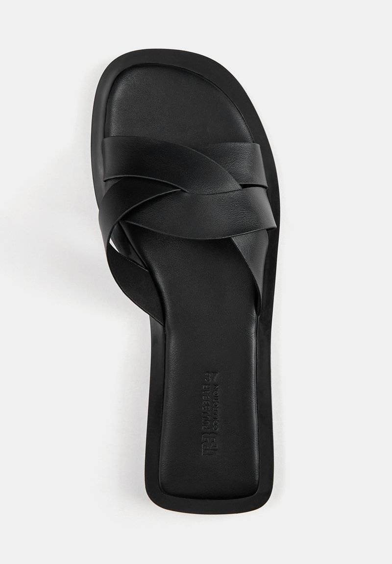 PULL&BEAR PULL&BEAR CRISSCROSS - Mules - black Räumungsverkauf