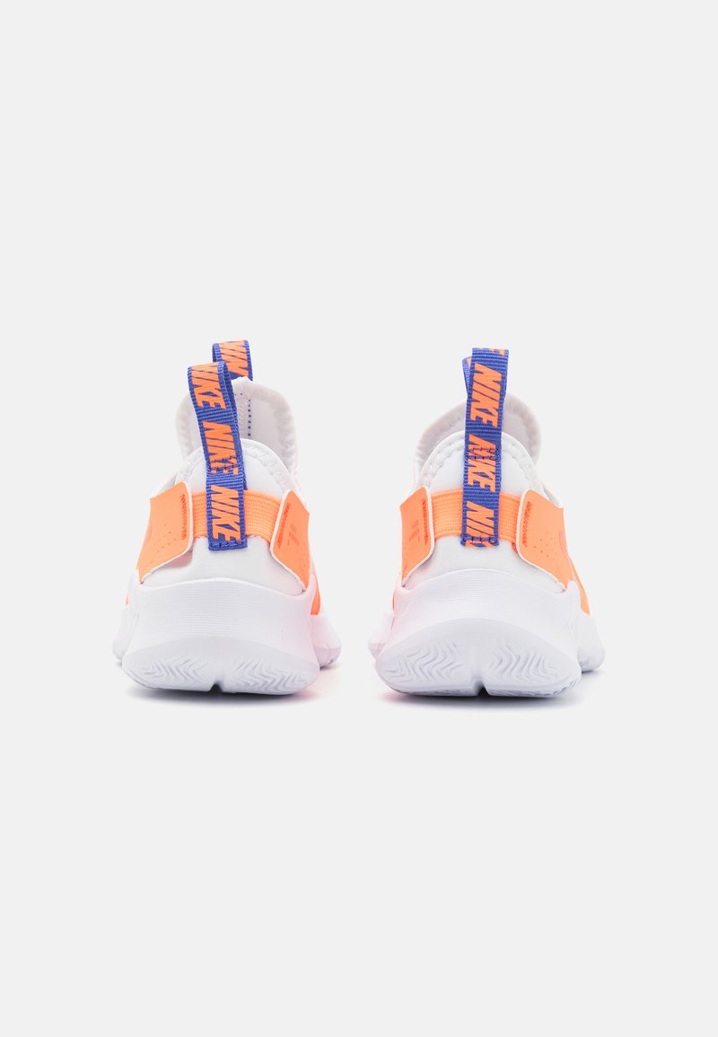 Nike Performance Nike Performance FLEX RUNNER 3 UNISEX - Competition running shoes JETZT KAUFEN