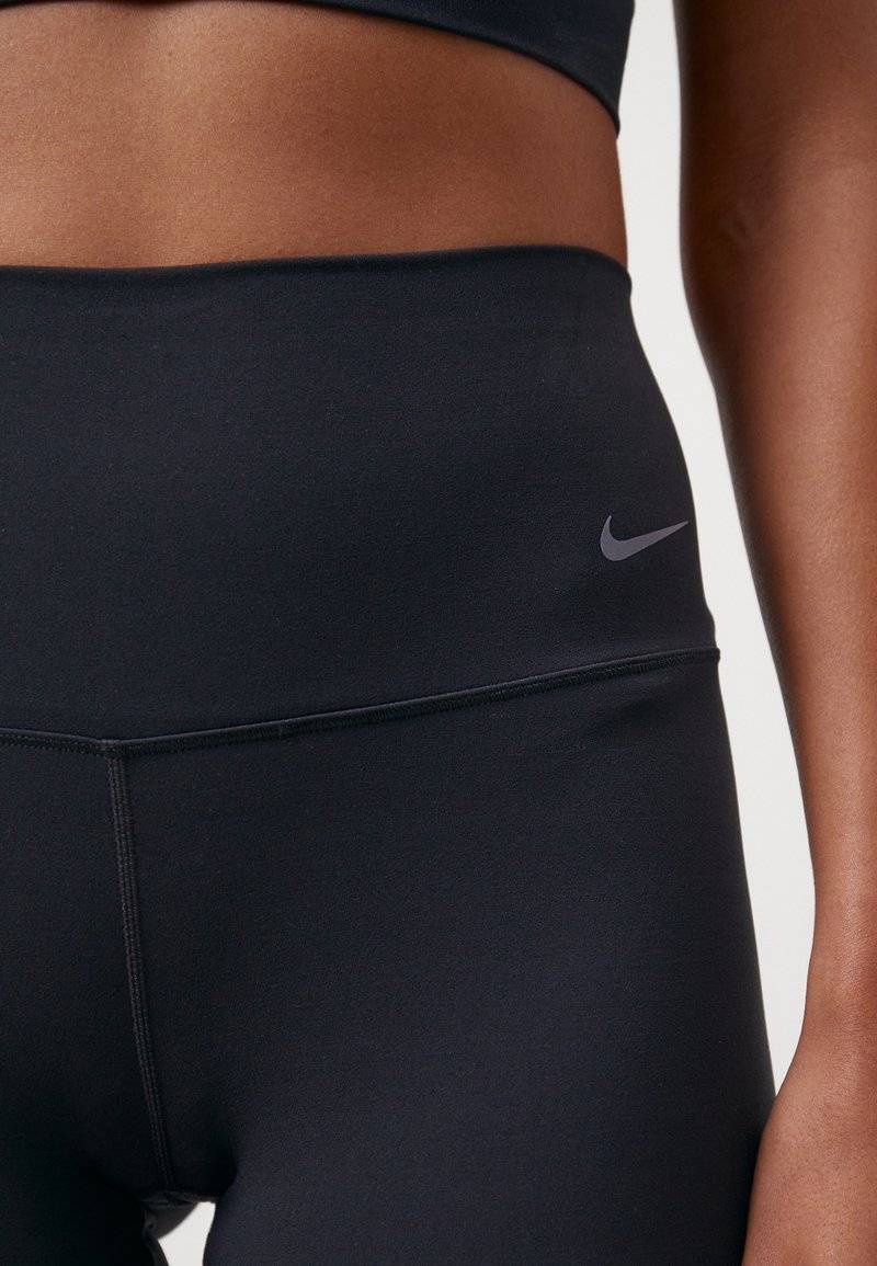 Nike Performance Nike Performance ZENVY SHORT - Leggings - black Letzter Tag