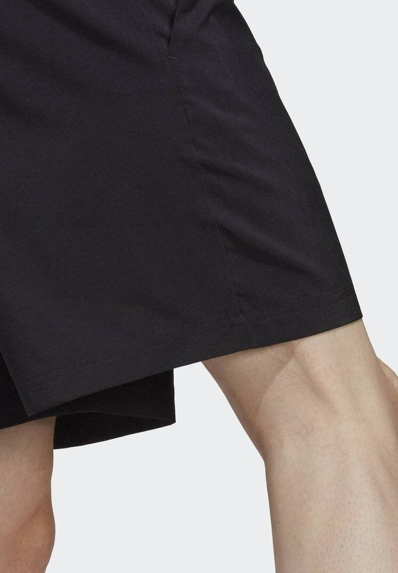 adidas Sportswear adidas Sportswear AEROREADY ESSENTIALS CHELSEA SMALL - Sports shorts - black Bis zu 65% Rabatt
