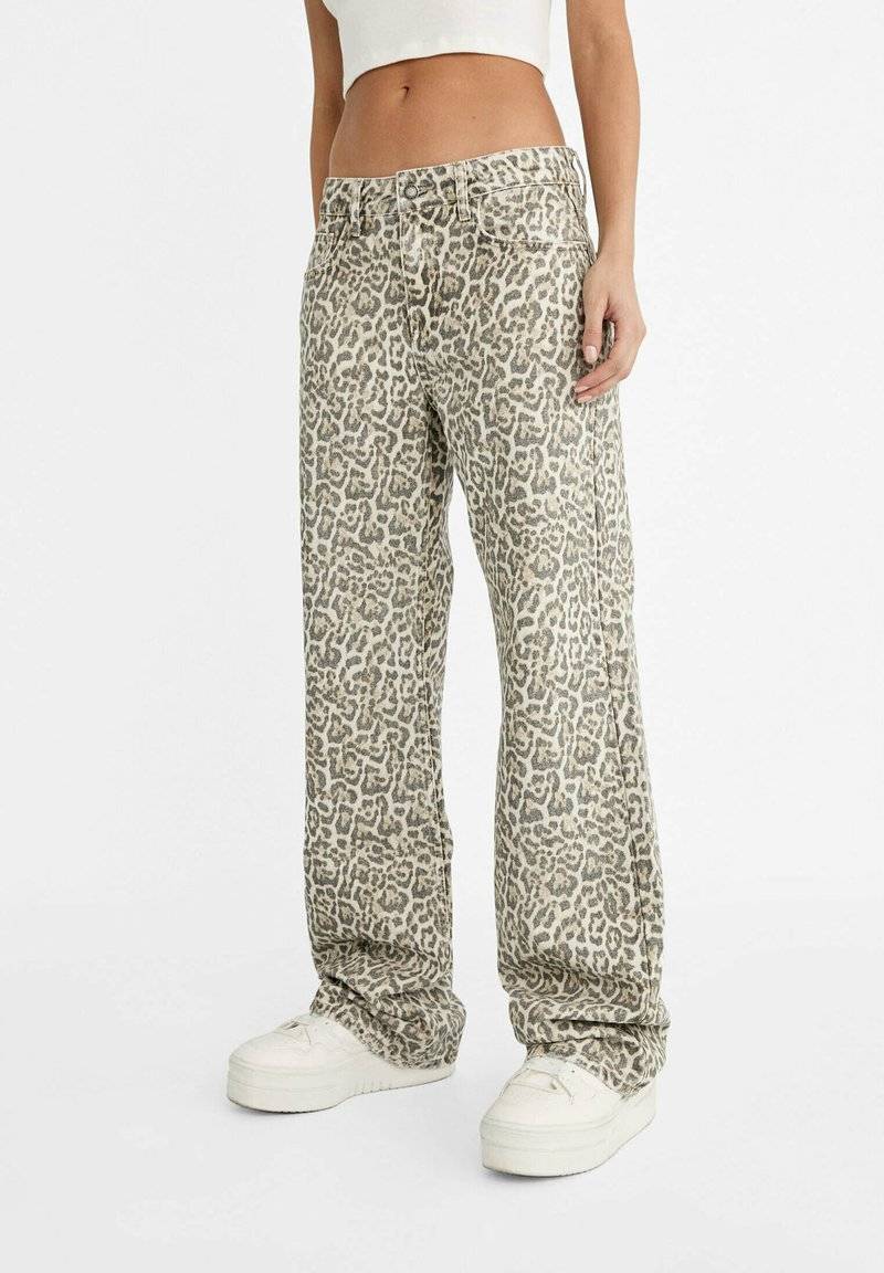 Stradivarius Stradivarius PRINTED - Straight leg jeans - camel Limitierter Zeitrabatt