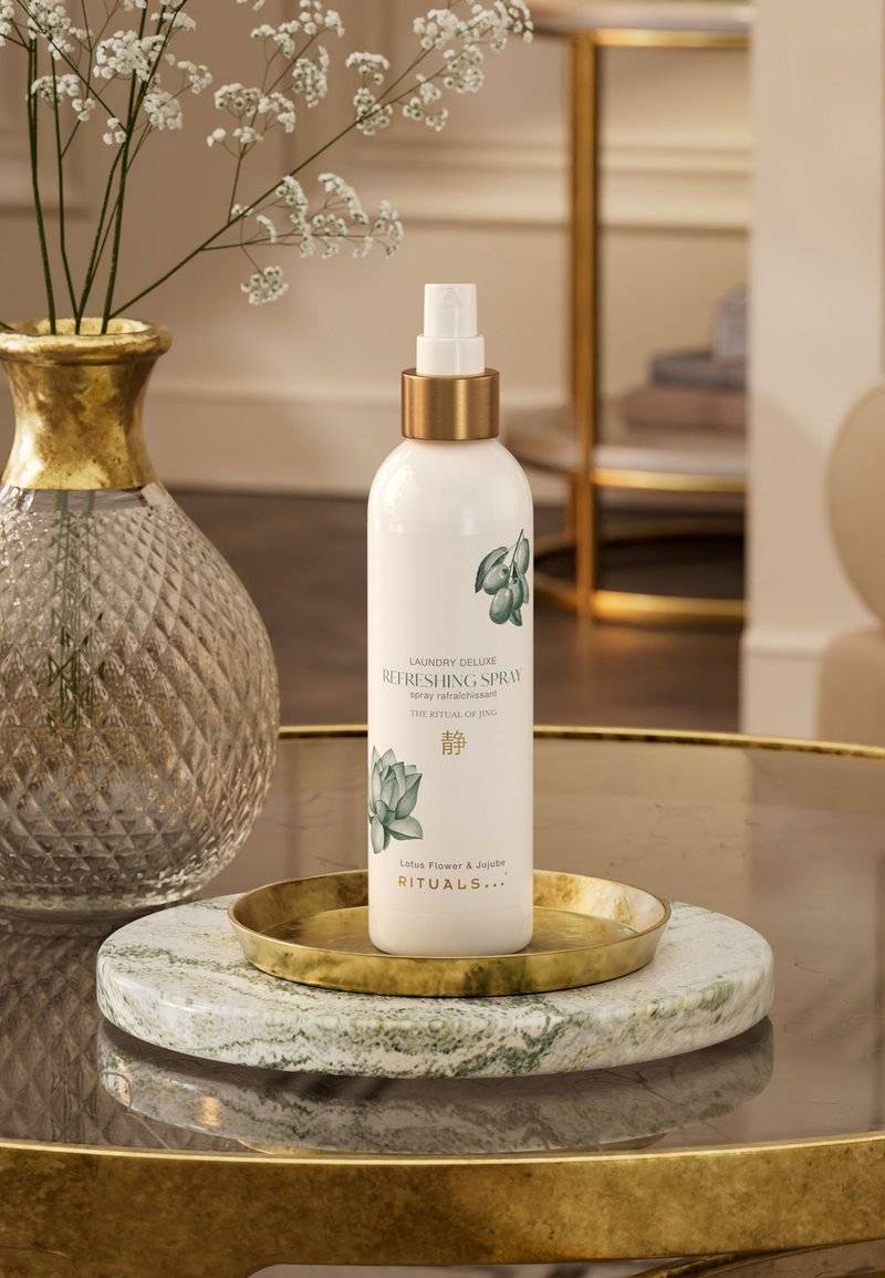 Rituals Rituals REFRESHING SPRAY ROOM & TEXTILE - THE RITUAL OF JING - JUJUBE & LOTUS - Home fragrance Heißer Verkauf