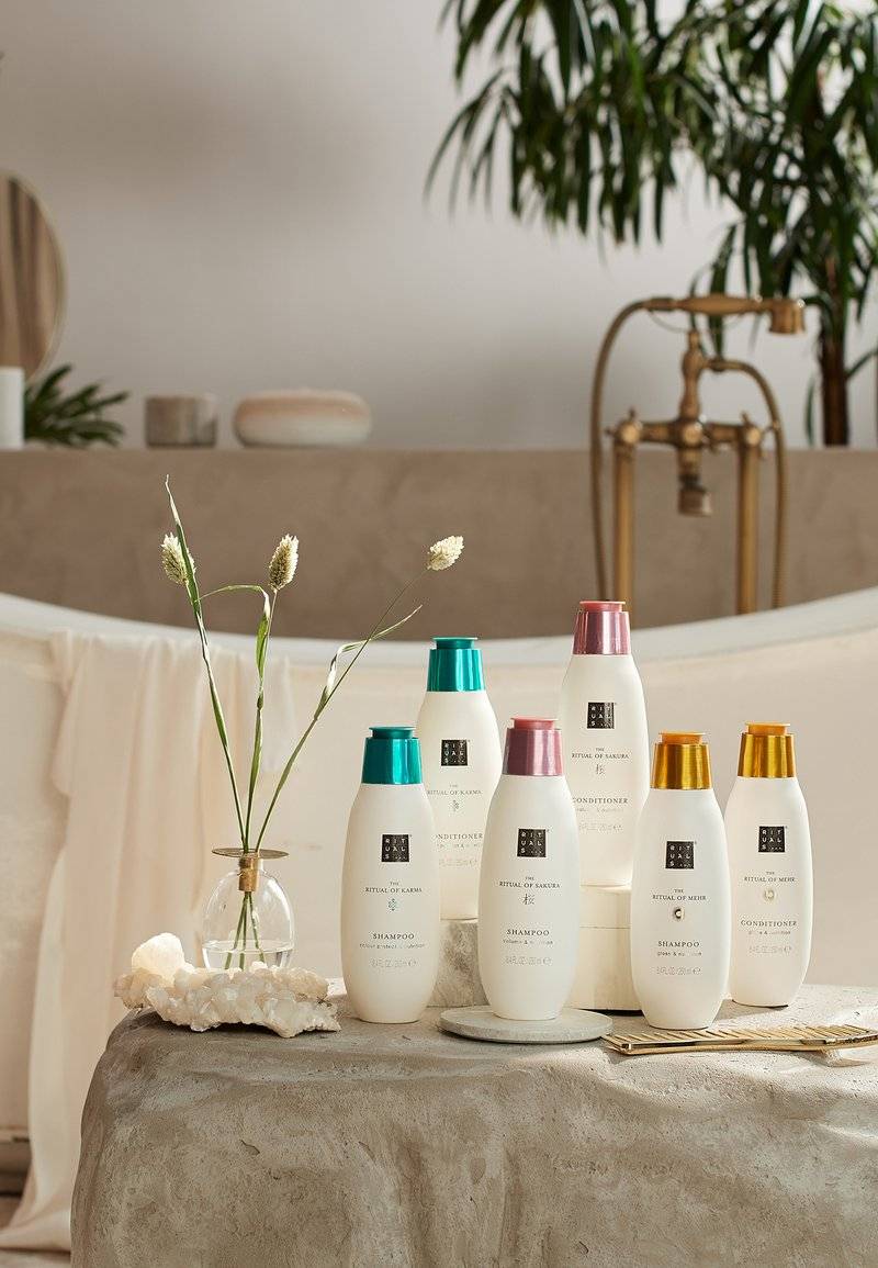 Rituals Rituals CONDITIONER THE RITUAL OF KARMA - DELICATELY SWEET - LOTUS & WHITE TEA - Conditioner Zeitlich begrenztes Angebot