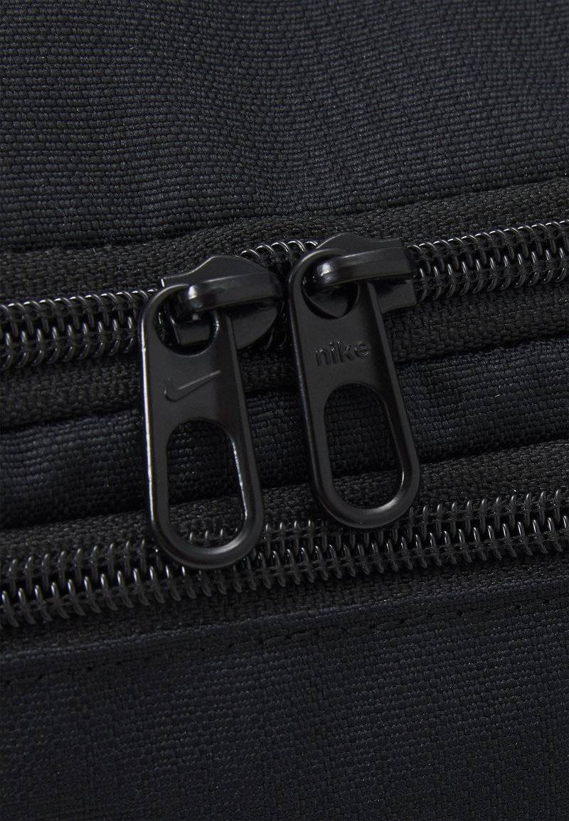 Nike Performance Nike Performance BRASILIA S 41L UNISEX - Sports bag Im Verkauf