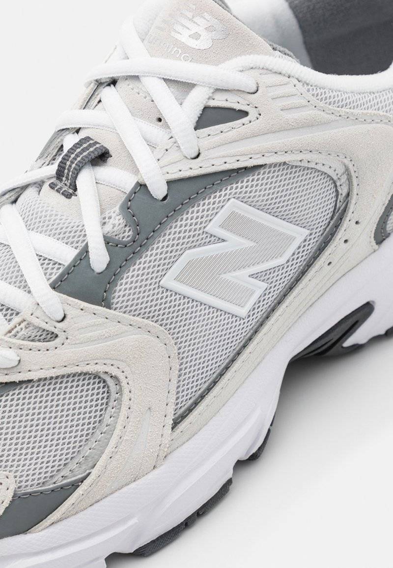 New Balance New Balance MR530 UNISEX - Trainers - light grey Hotsell