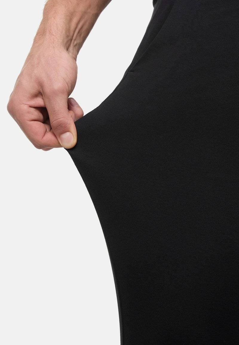 INDICODE JEANS INDICODE JEANS SUPER STRETCH RODEKRO - Chinos - black Kostenlose Rückgabe