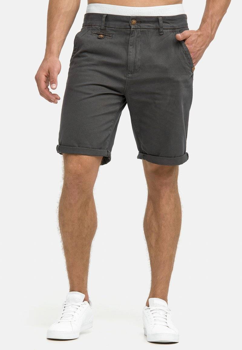 INDICODE JEANS INDICODE JEANS CUBA - Shorts - raven Nur noch ein Tag übrig