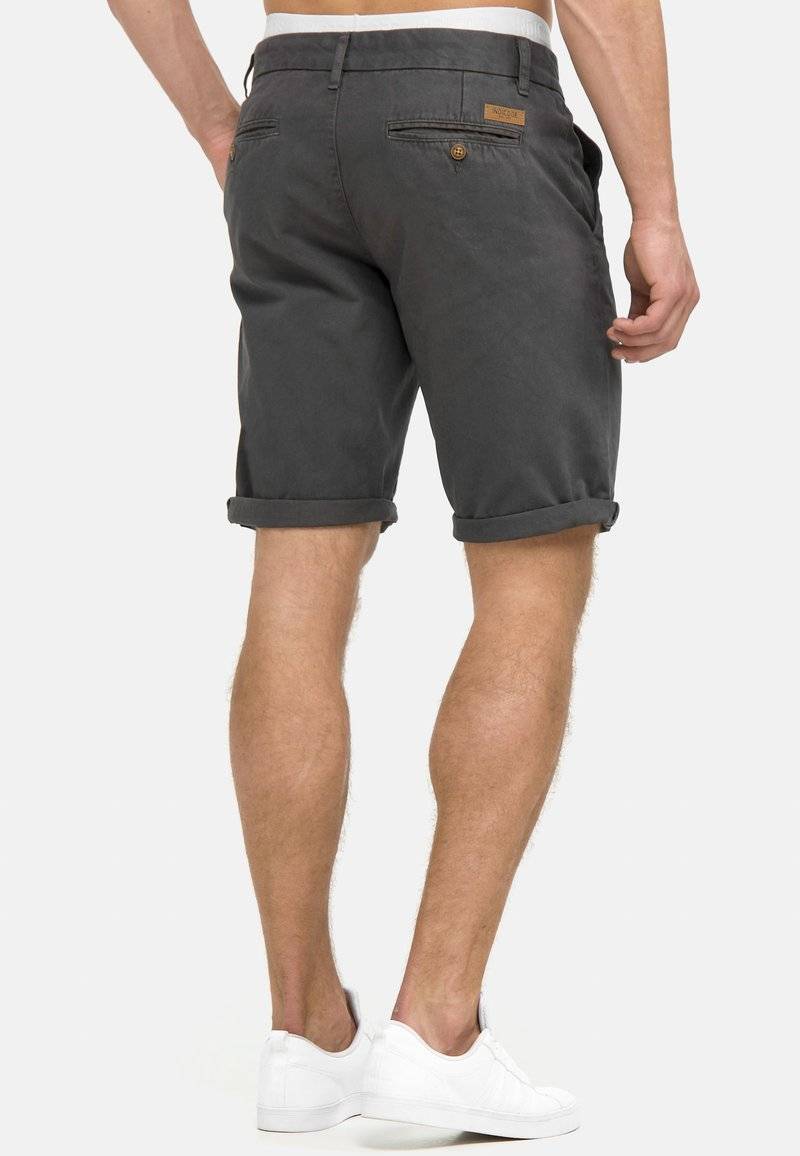 INDICODE JEANS INDICODE JEANS CUBA - Shorts - raven Nur noch ein Tag übrig