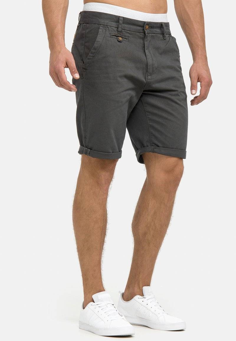 INDICODE JEANS INDICODE JEANS CUBA - Shorts - raven Nur noch ein Tag übrig