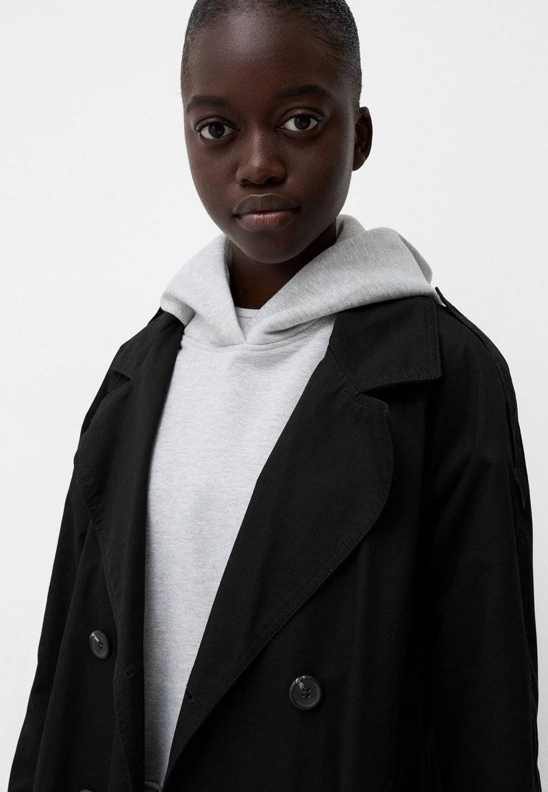 Bershka Bershka Trenchcoat - black zollfrei