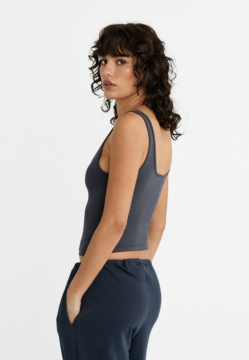 Stradivarius Stradivarius Top - dark blue 50% Rabatt für begrenzte Zeit