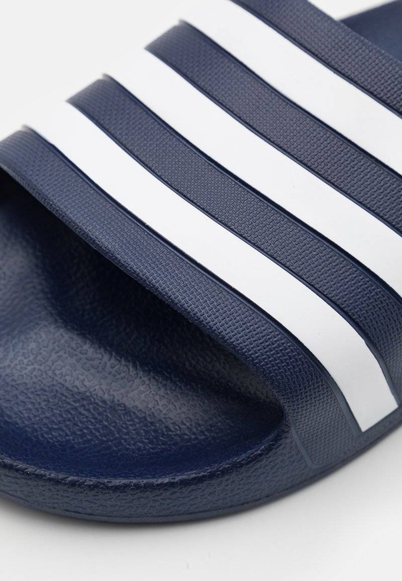 adidas Sportswear adidas Sportswear ADILETTE AQUA - Pool slides Angebote