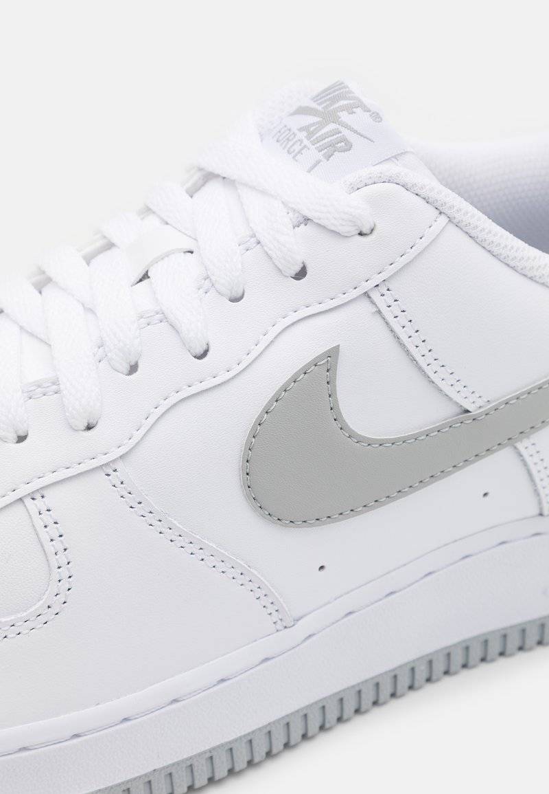 Nike Sportswear Nike Sportswear AIR FORCE 1 '07 - Trainers Neuheiten