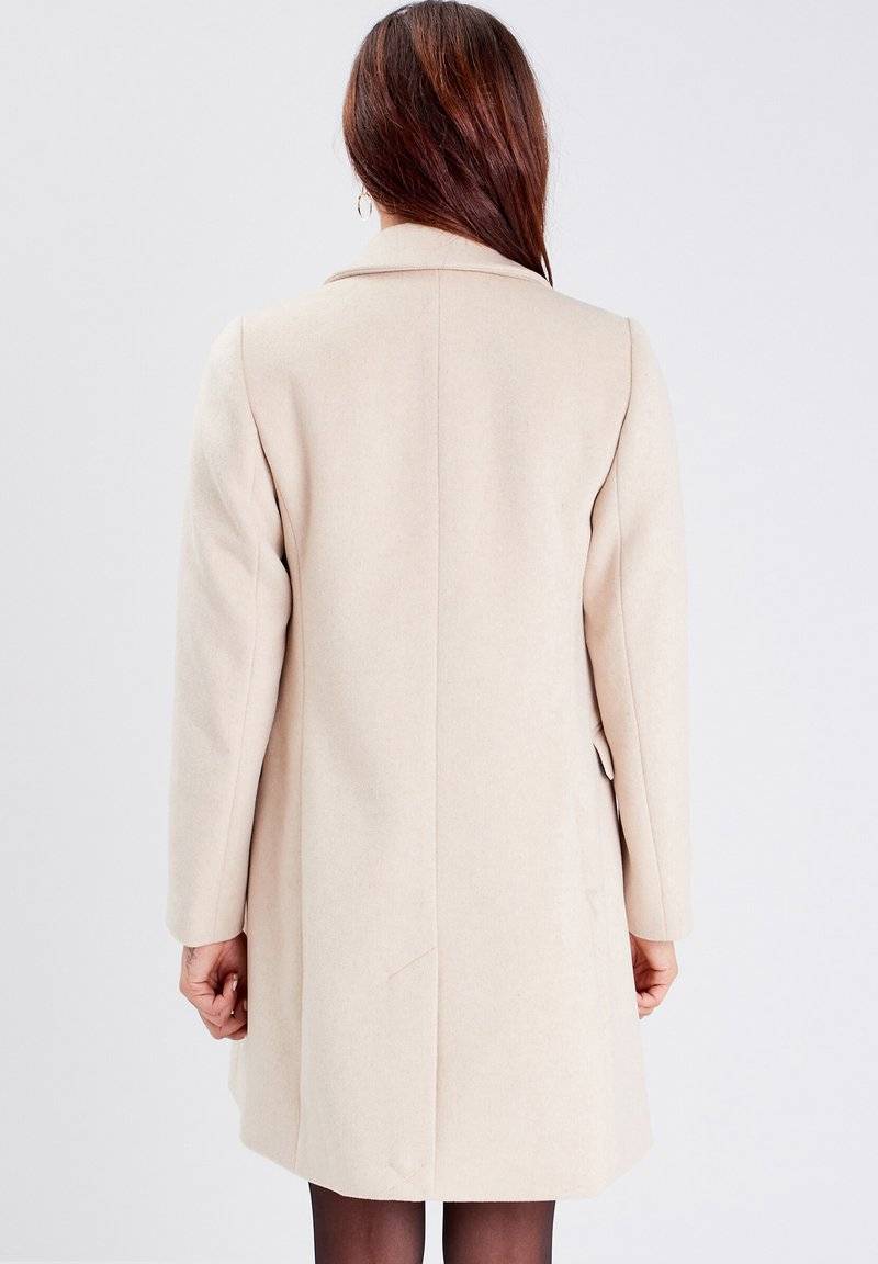 Cache Cache Cache Cache GERADER MIT KNÖPFEN - Classic coat - beige Outlet
