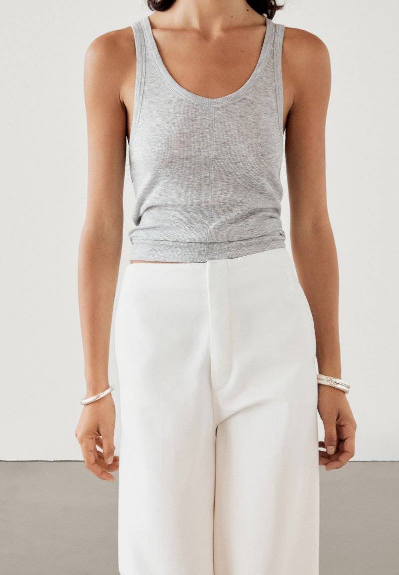 Massimo Dutti Massimo Dutti HIGH-WAIST FLARED - Trousers - white Verkauf
