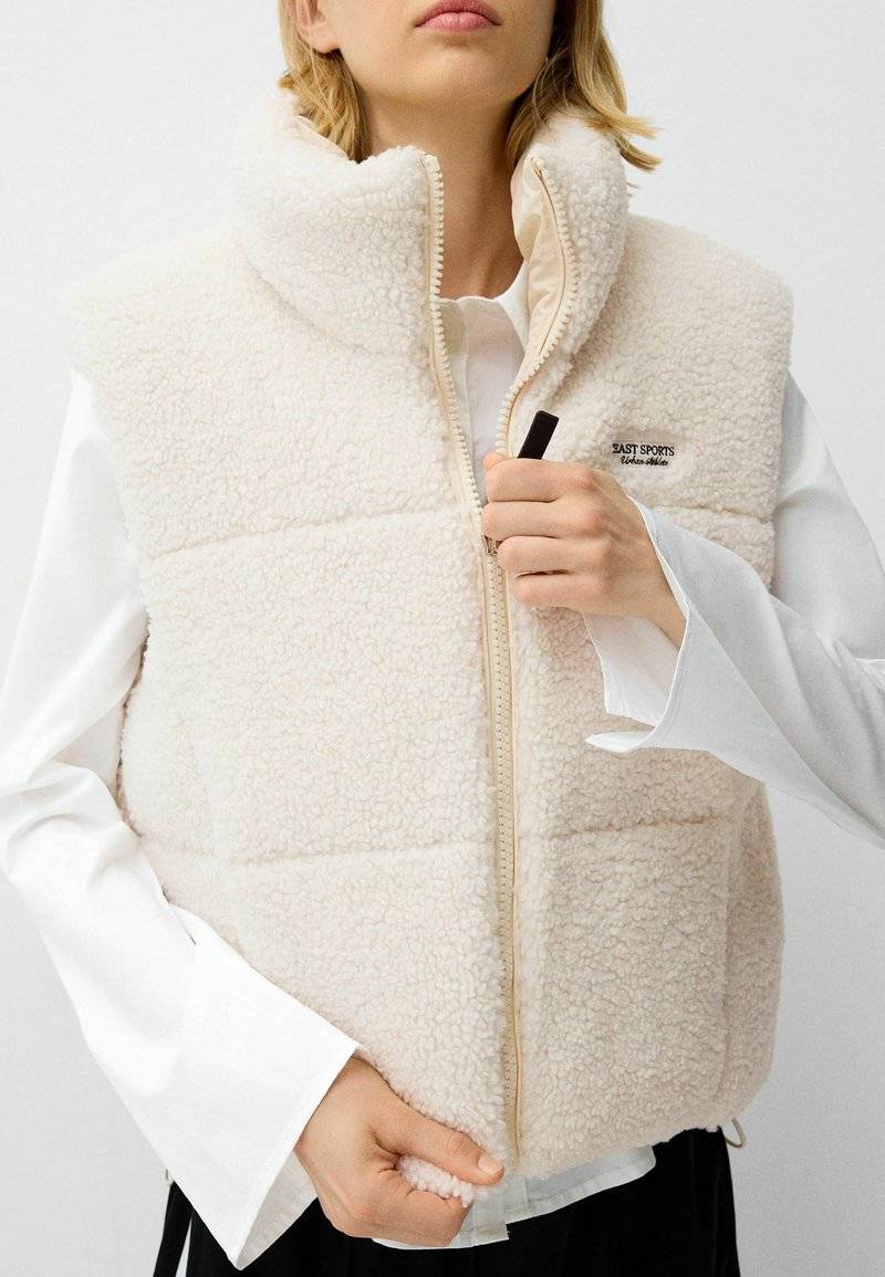 Bershka Bershka REVERSIBLE - Waistcoat - white Schlussverkauf