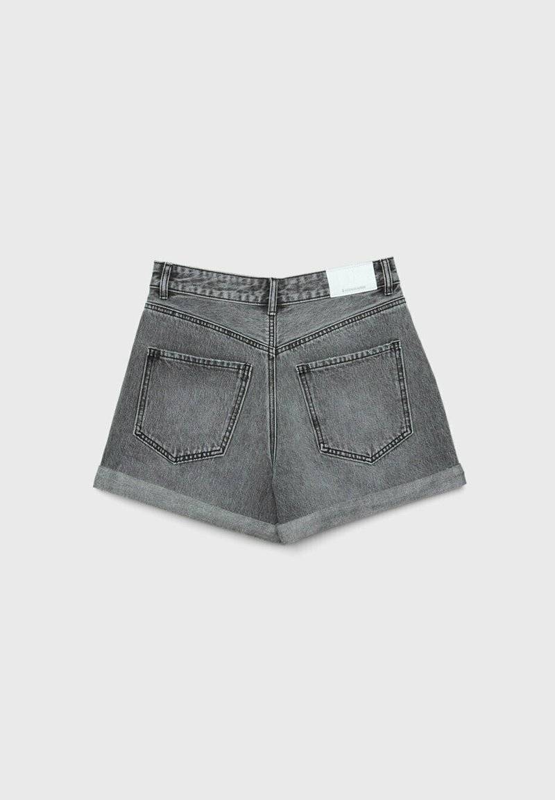 Stradivarius Stradivarius MOM - Denim shorts - grey denim Meist gekauft