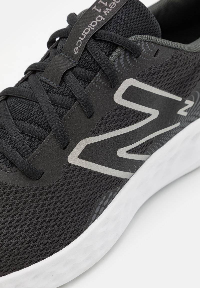 New Balance New Balance 411V3 - Neutral running shoes - black Blitzangebot