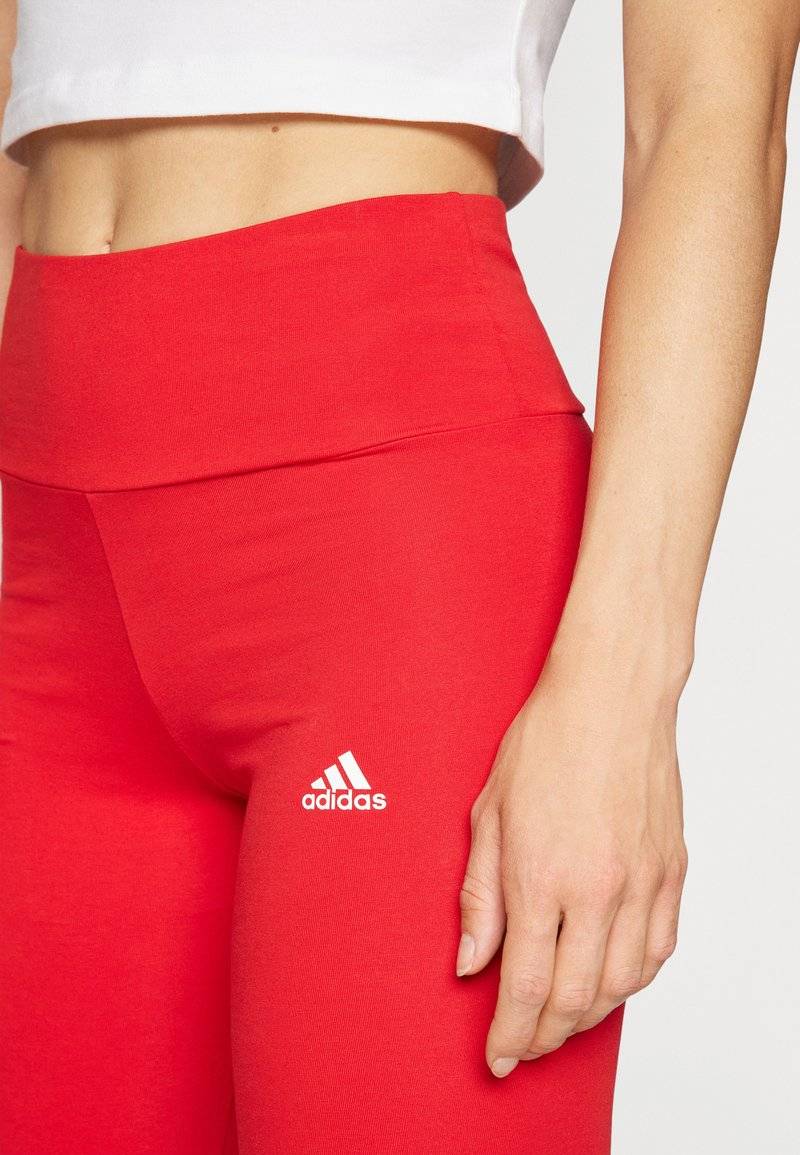 adidas Sportswear adidas Sportswear ESSENTIALS HIGH-WAISTED - Leggings - better scarlet zollfrei