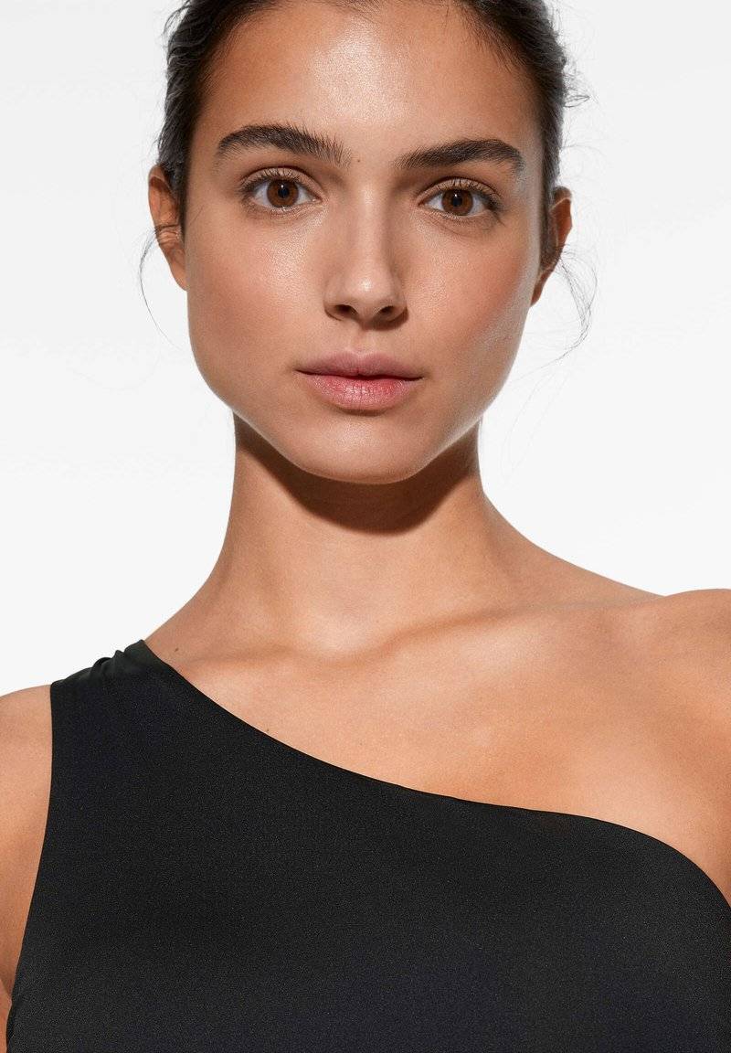 OYSHO OYSHO ASYMMETRIC - Swimsuit - black Preisnachlass
